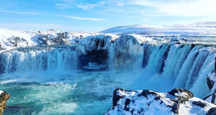 Join Grand Dynamics for an empowering personal and professional development retreat: The Inner Mountain Expedition to Iceland, December 9-14, 2019